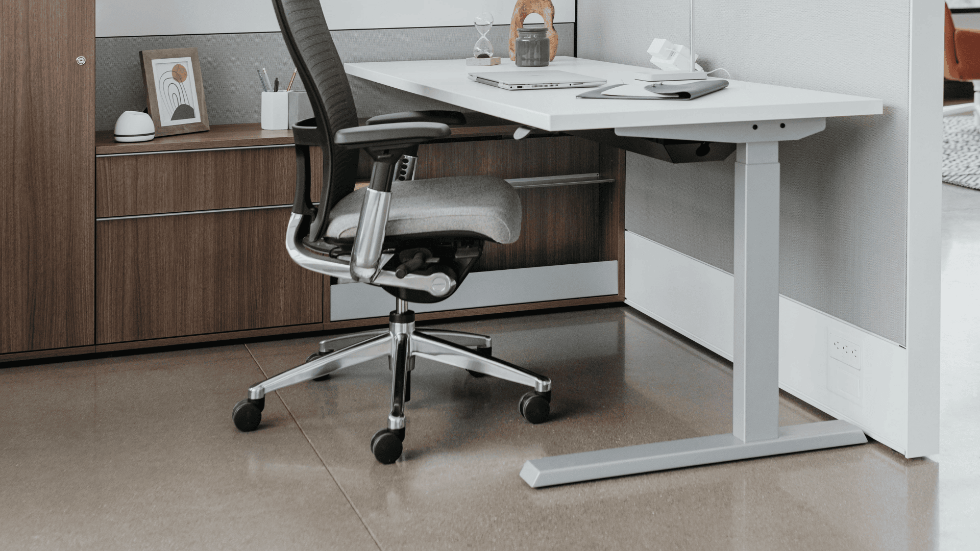 office desk (1)